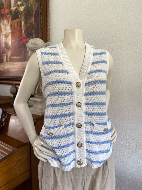 Sweaters - Sleeveless Striped Knit Cardigan Vest in White & Light Blue